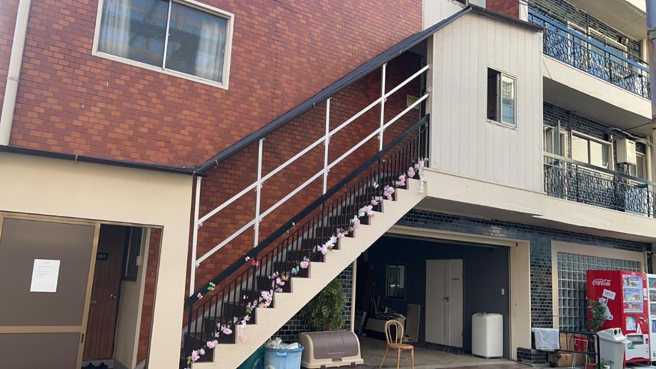 Nippori Osaka Nishi-Tengachaya Guesthouse西天下茶屋アパートメント Buitenkant foto