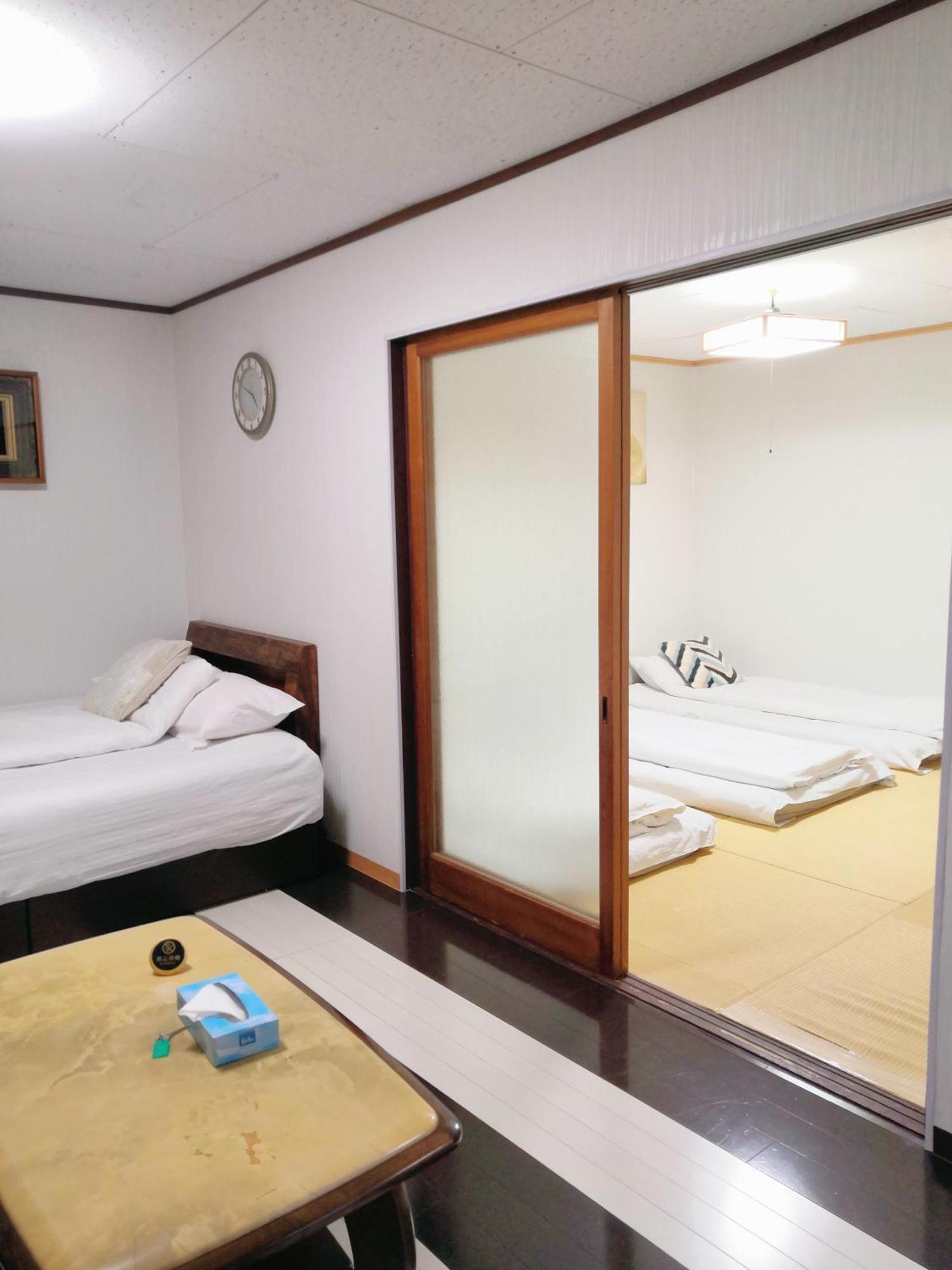 Nippori Osaka Nishi-Tengachaya Guesthouse西天下茶屋アパートメント Buitenkant foto