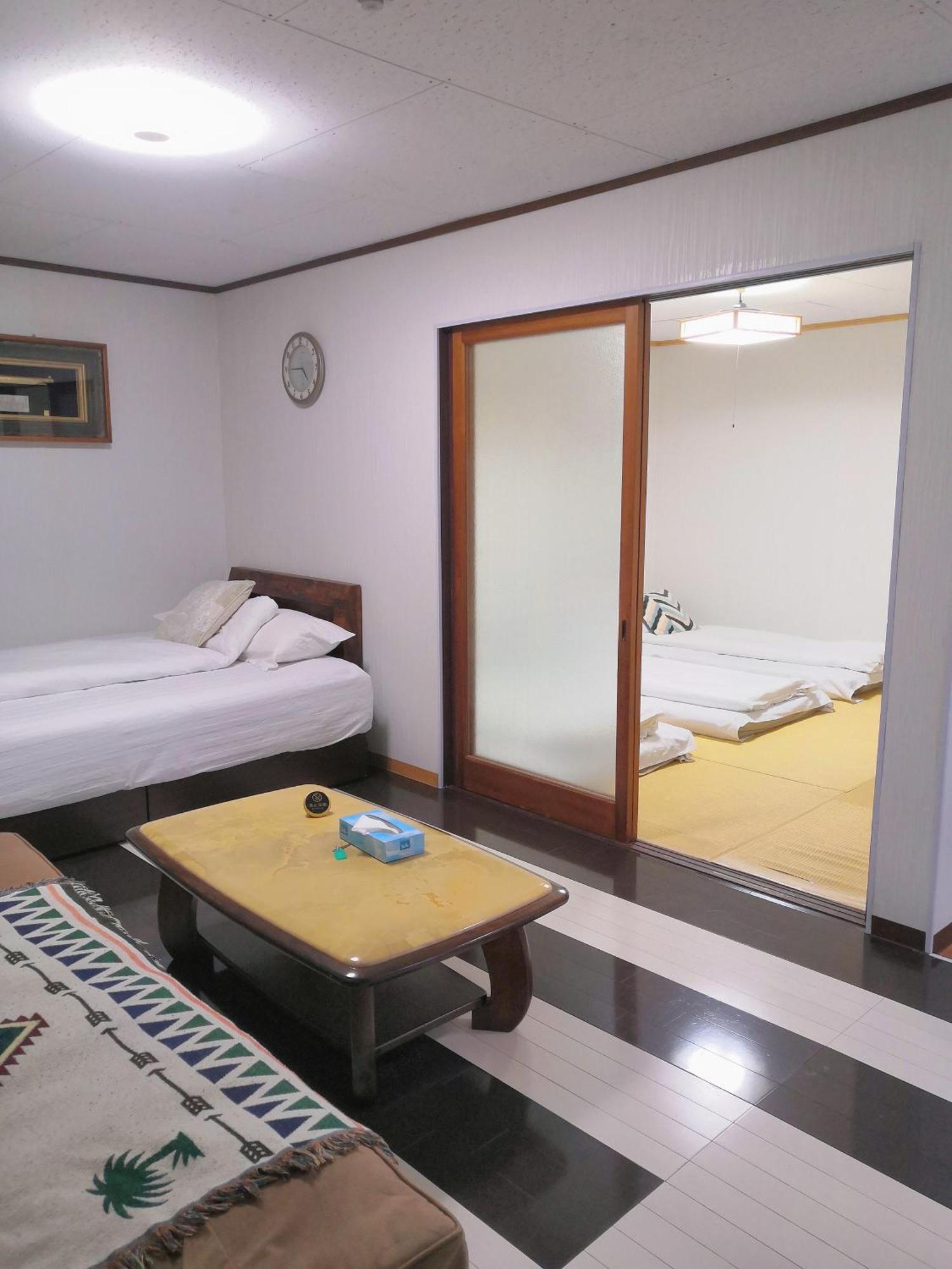 Nippori Osaka Nishi-Tengachaya Guesthouse西天下茶屋アパートメント Buitenkant foto