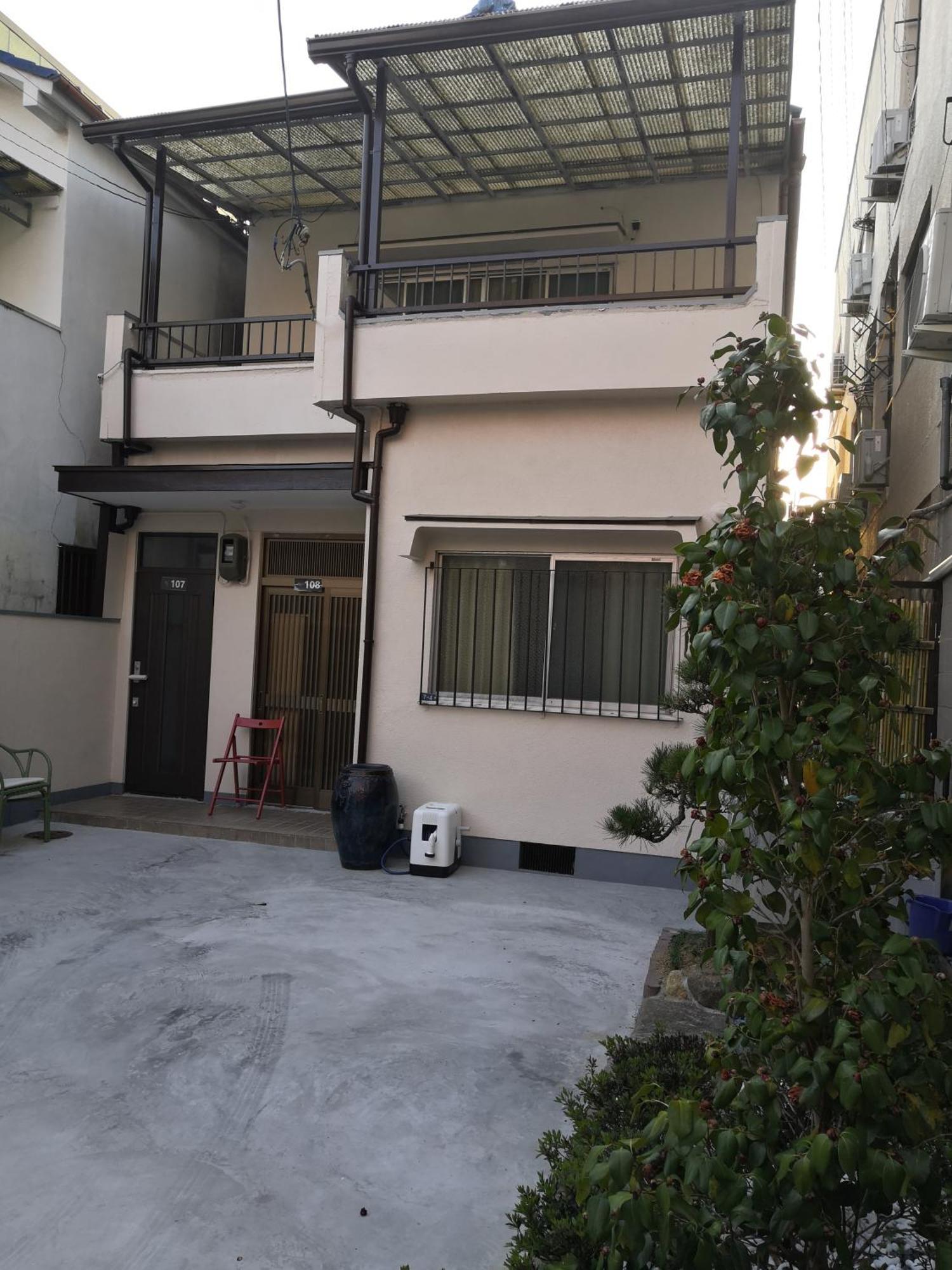 Nippori Osaka Nishi-Tengachaya Guesthouse西天下茶屋アパートメント Buitenkant foto